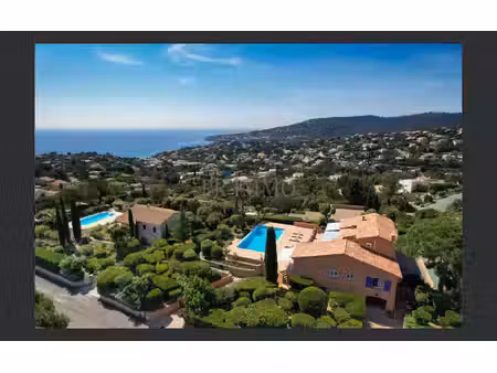 villa provençale avec vue panoramique sur mer sans vi-à-vis - saint-aygulf