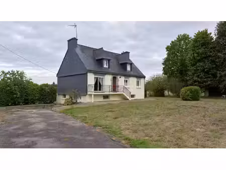 vente maison 6 pièces  104.00m²  caro