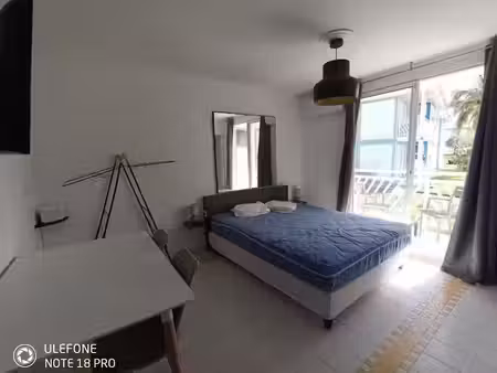 location meublée appartement 1 pièce 19.29 m² à saint-françois (97118)  650 €
