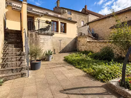 appartement t5 - centre ville de chauvigny
