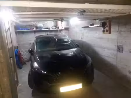 vente parking 15 m² à grenoble (38000)  23 000 €