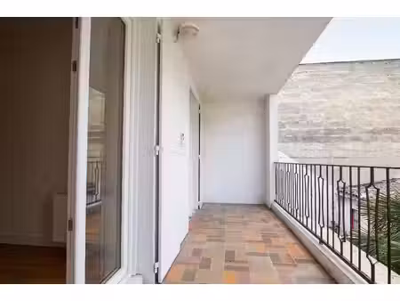 vente appartement 3 pièces  68.00m²  bordeaux