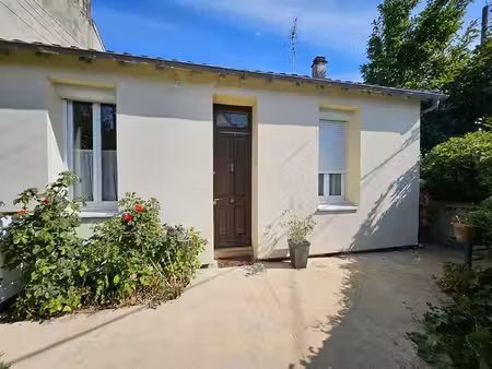 charmante maison avec jardin et grandes terrasses