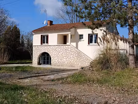 maison familiale de 5 chambres avec terrain de 1 hectare