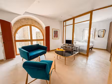 appartement d'exception de 2 pièces  climatisé.