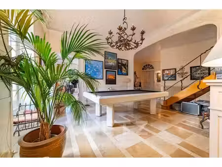 nîmes – écusson / préfecture – appartement bourgeois 280 m² avec
