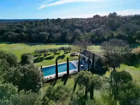 aux portes d'uzès - domaine d'exception avec mas provençal