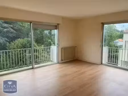 appartement à louer 4 pièces 97.47 m² - niort (79) - 721€