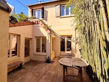 maison de 4 pièces de luxe en vente à bagnolet  île-de-france