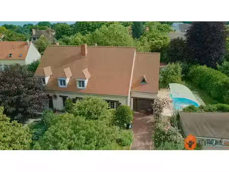 maison de 10 pièces de luxe en vente à condé-sainte-libiaire  france