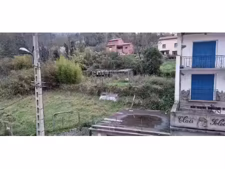 terrain de 1055 avec garage de 33 m2