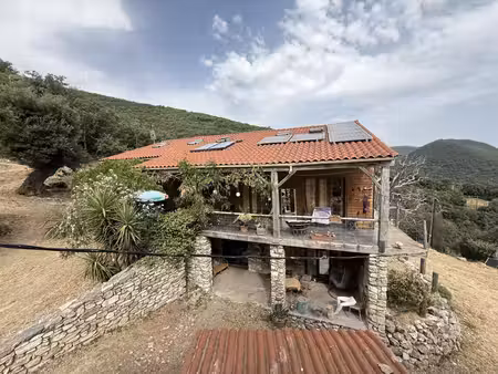 propriété d'exception au cœur du vallespir mas bioclimatique  dépendance à aménager ...