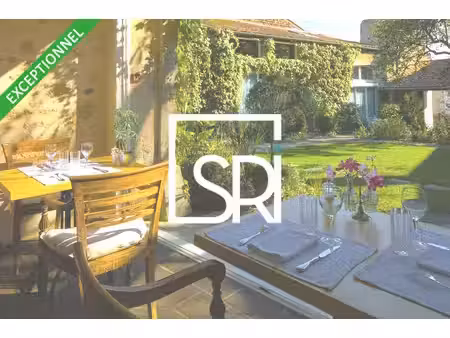 location local commercial 180m² perrier 63500
