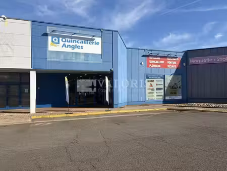 location local commercial 417m² villefranche sur saone 69400