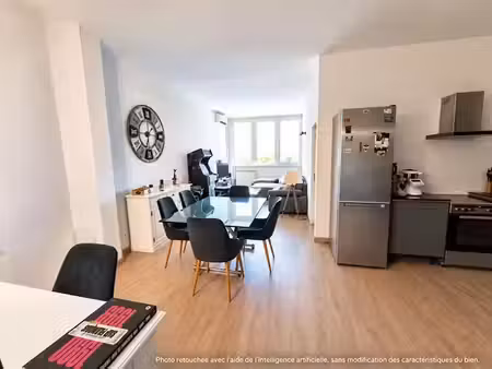 vente appartement 2 pièces 59 m² à carpentras (84200)  108 000 €