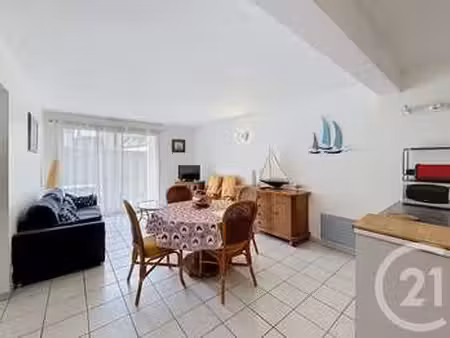 vente appartement 4 pièces à perros-guirec (22700) : à vendre 4 pièces / 86m² perros-guire