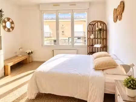 location appartement t1 meublé à angers saint-léonard madeleine (49000) : à louer t1 meubl