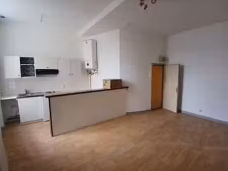 location appartement 2 pièces à laval centre-ville cathédrale (53000) : à louer 2 pièces /