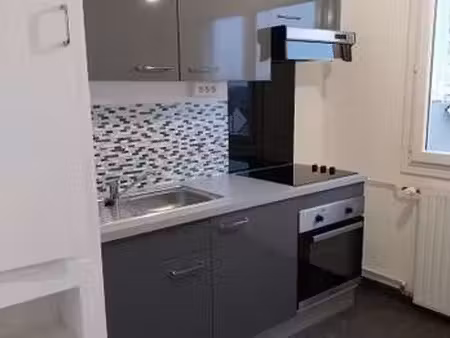 location appartement 3 pièces au mans (72000) : à louer 3 pièces / 64m² le mans