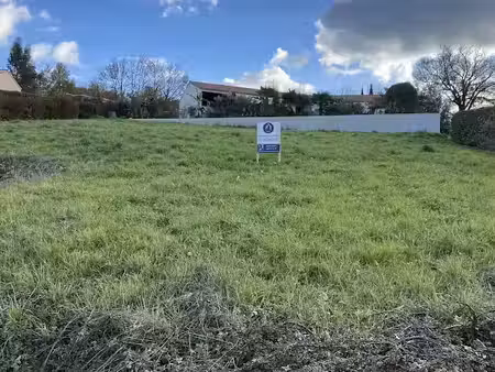 vente terrain 1000 m² à cheffois (85390)  29 000 €