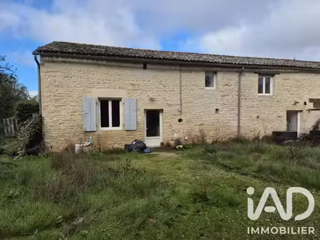 maison de campagne à sainte-soline (79120)