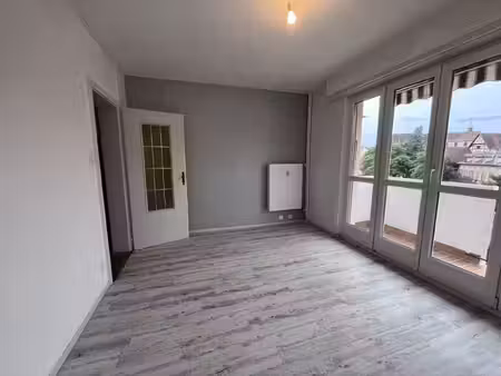 location appartement 4 pièces 70m²