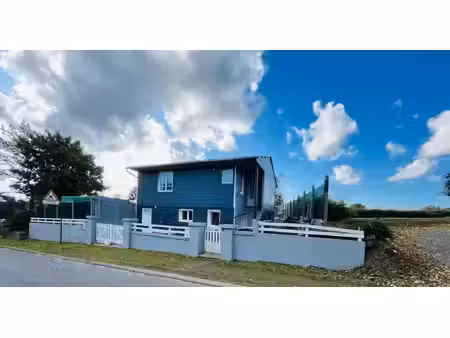 coeur du village de trélévern proche de la plage 1km