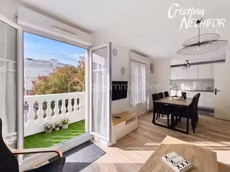 rare à serris – duplex 3 pièces avec balcon  terrasse et parking !