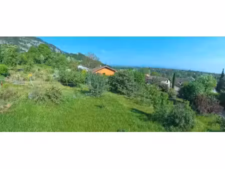 ? saint-nazaire-en-royans – terrain arboré de 606 m² avec projet tiny house
