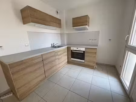 perpignan  appartement t3 normes pmr  produit rare