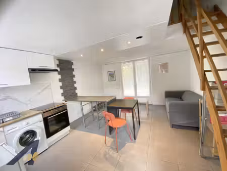 a louer a exincourt - maisonnette 2 pieces avec jardin
