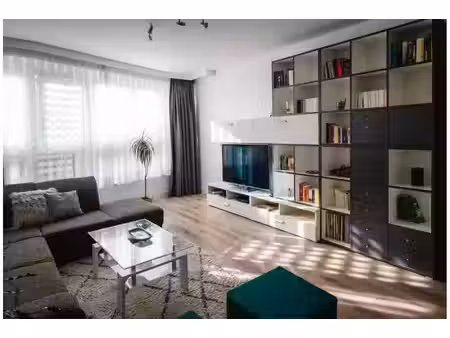 appartement à louer à rue de suede saint-gilles (vbe83161)
