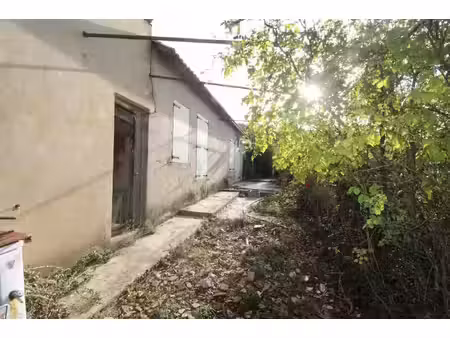 exclusivité. luberon. cabanon au coeur de la nature avec vue panoramique