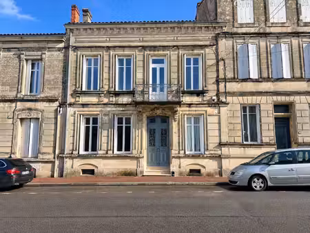 maison bourgeoise remarquable secteur sacre coeur cognac avec jardin et garage
