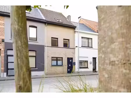 huis te koop in sint-niklaas met 4 slaapkamers