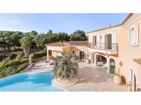 villa de luxe de 9 pièces en vente saint-raphaël  provence-alpes-côte d'azur