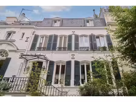paris 16°- hotel particulier – villa privée proche mairie.