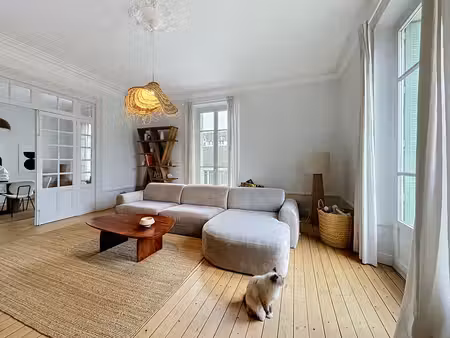 appartement de luxe de 3 chambres en location à aix-les-bains  france