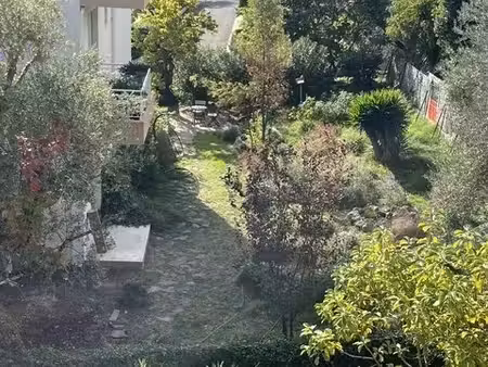 juan les pins  2 pièces  terrasse sud  jardin 385m²