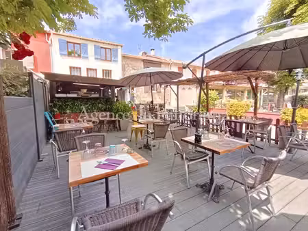 maison de village avec restaurant et terrasse