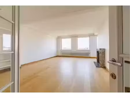 appartement à vendre avec garage et terrasse   saint-gilles (vbe82724)