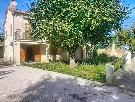 appartement montfavet proche du centre avec un beau jardin