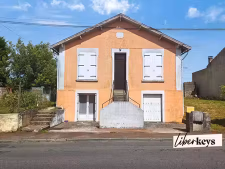 saintes – immeuble de rapport – 6 logements meublés – entièrement loué – exclusivité