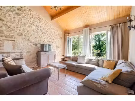 exclusivité de vente sur la commune d'allan  a vendre appartement dans copropriété