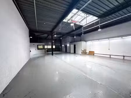 location bureaux 254m²