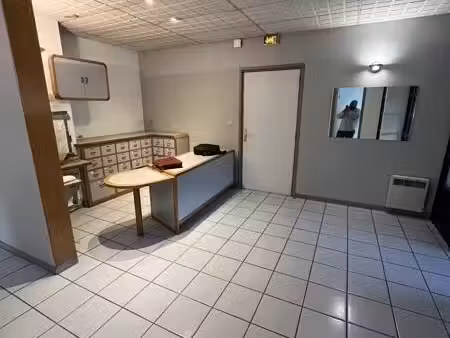vente bureaux la ville aux dames 37700 183m²