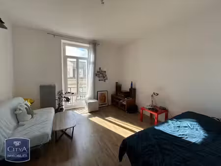 location appartement 1 pièce 28m² angers 49000