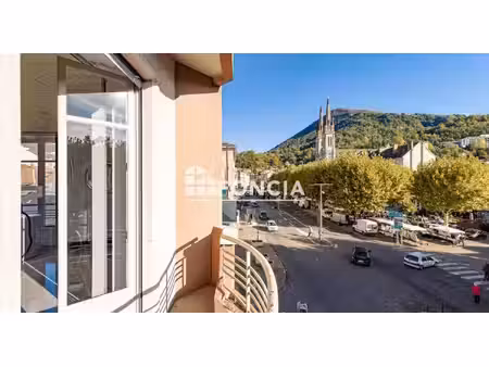 exclusivité foncia – voiron centre-ville – murs de cabinet dentaire