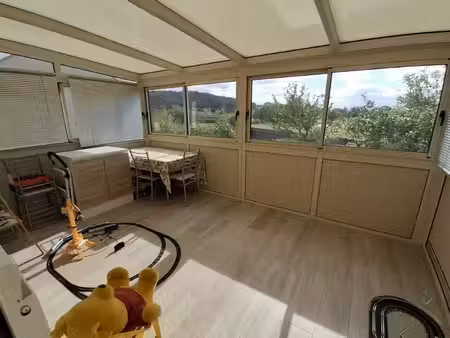 maison sur sous sol total  proche toutes commodités