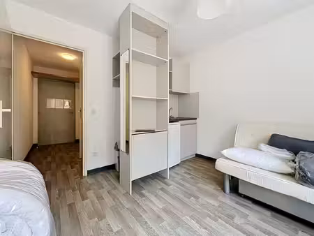 investissement lmnp - studio meublé de 18 40 m² - résidence ?